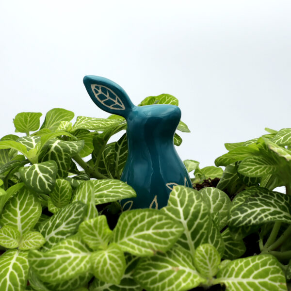 Lapin en céramique à planter pour décorer une plante