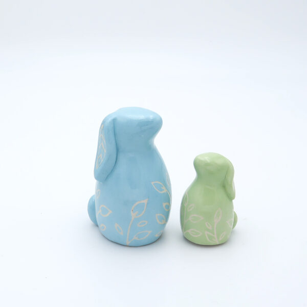 Petit lapin et son bébé en céramique