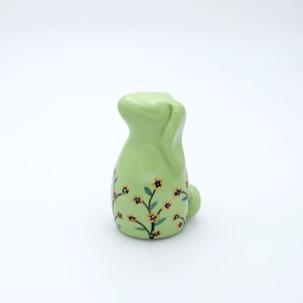 Petit lapin vert en céramique fleuri peint à la main