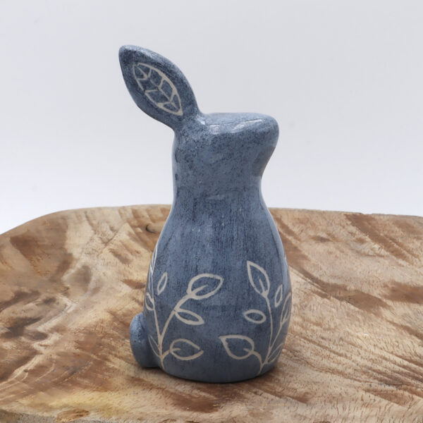 Petit lapin en céramique bleu cobalt