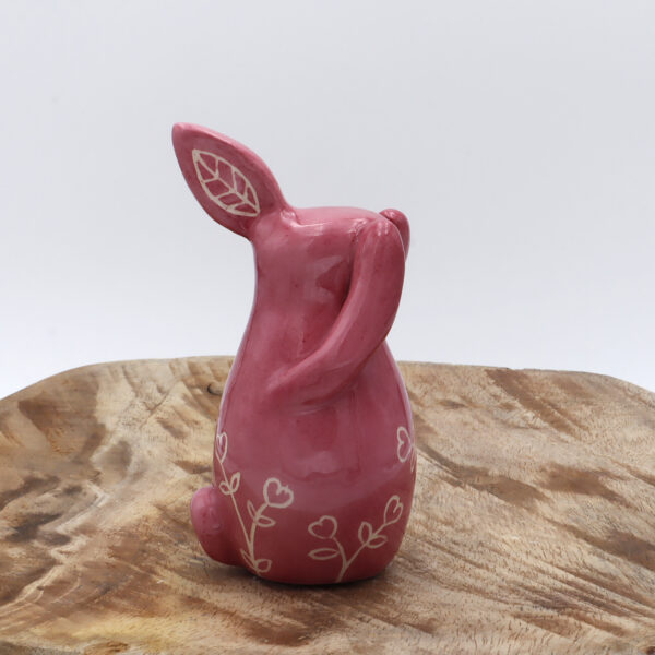 Petit lapin en céramique rose