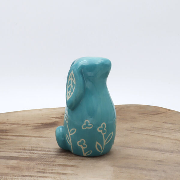 Petit lapin turquoise en céramique