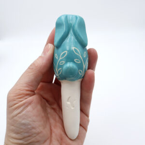 Lapin turquoise en céramique à planter