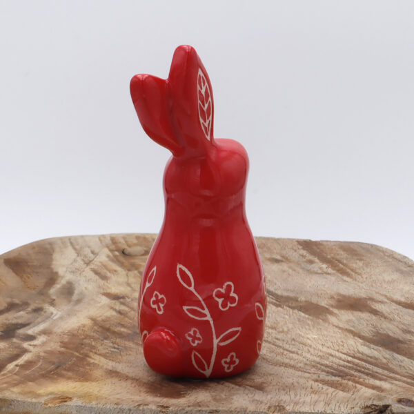 Petit lapin en céramique rouge