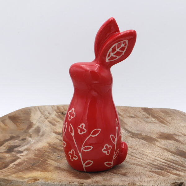 Petit lapin en céramique rouge