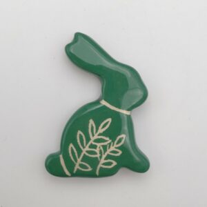Magnet céramique en forme de lapin vert