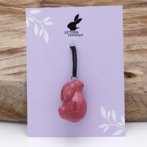 Pendentif rose en céramique en forme de lapin