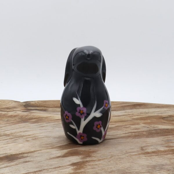 Lapin gris fleuri