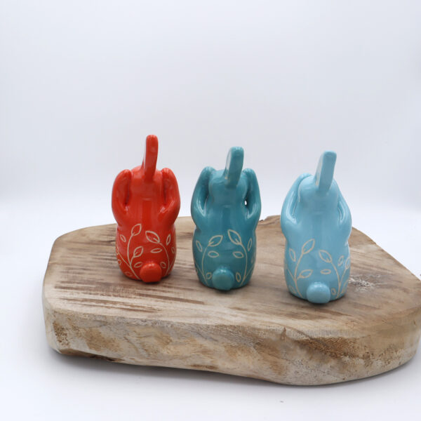 Trois lapins de la sagesse en céramique