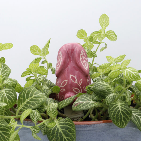 Lapin en céramique rose à planter pour décorer les plantes