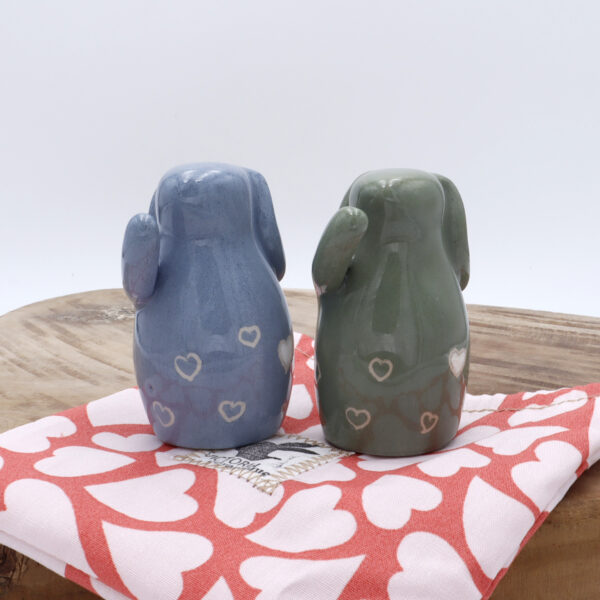 Couple de lapins en céramique bleu cobalt et vert