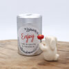 Lapin en céramique tenant une fleur avec une boite comportant le message "Enjoy" Victoria Céramique