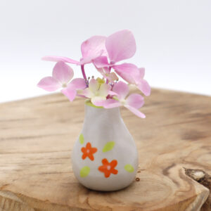 Vase à pâquerettes décoré - Victoria Céramique