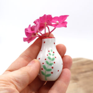 Vase à pâquerettes décoré - Victoria Céramique