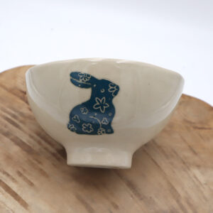 Bol en grès avec un lapin dessiné Victoria Céramique