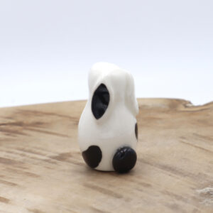 Lapin en faïence noir et blanc Victoria Céramique