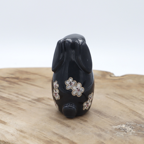 Lapin en céramique gris avec des fleurs Victoria Céramique