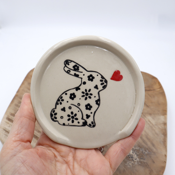 Repose cuillère Bunny noir dessiné Petit format #47 Défauts