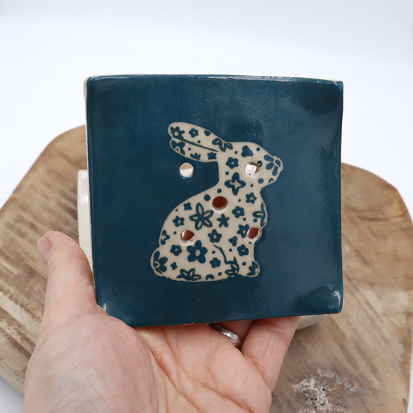 Porte-savon Bunny bleu vert en grès avec soucoupe #51 - Défauts – Image 2