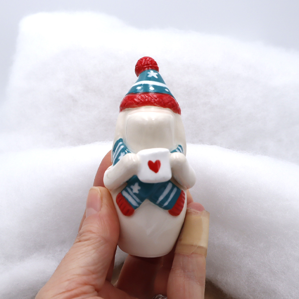 Lapin d'hiver en céramique - Victoria Céramique