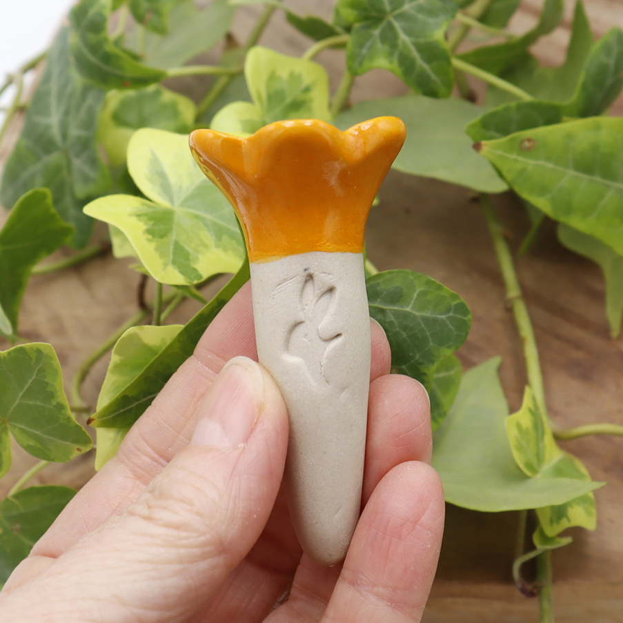 Fleur orange abreuvoir à abeilles - Victoria Céramique