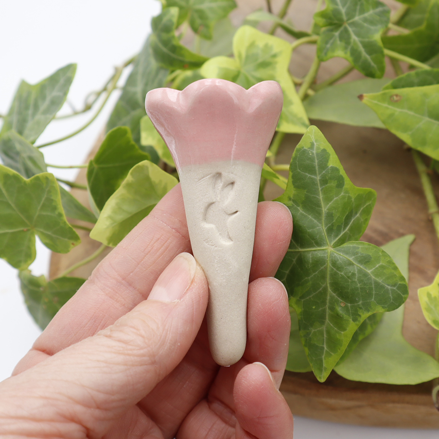 Fleur rose abreuvoir à abeilles - Victoria Céramique