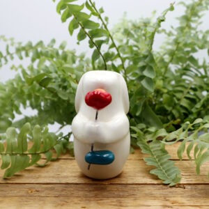 Lapin blanc et sa fleur Victoria Céramique