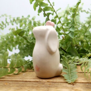 Lapin coiffé d'une fleur Victoria Céramique