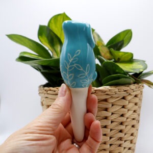 Lapin décoratif turquoise à planter Victoria Céramique