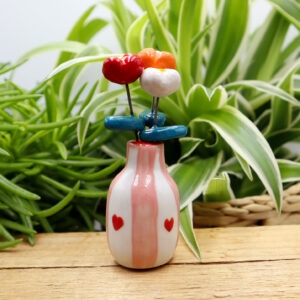 Vase à pâquerettes avec 3 fleurs Victoria Céramique