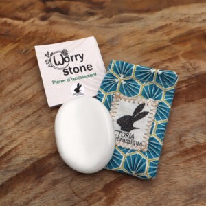 Worry Stone blanche Victoria Céramique