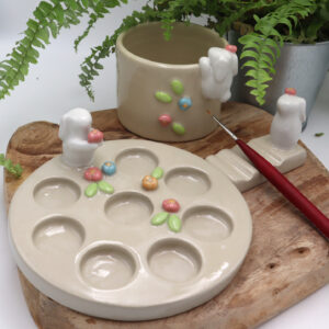 Ensemble pour aquarelle décoré de lapins et de fleurs Victoria Céramique