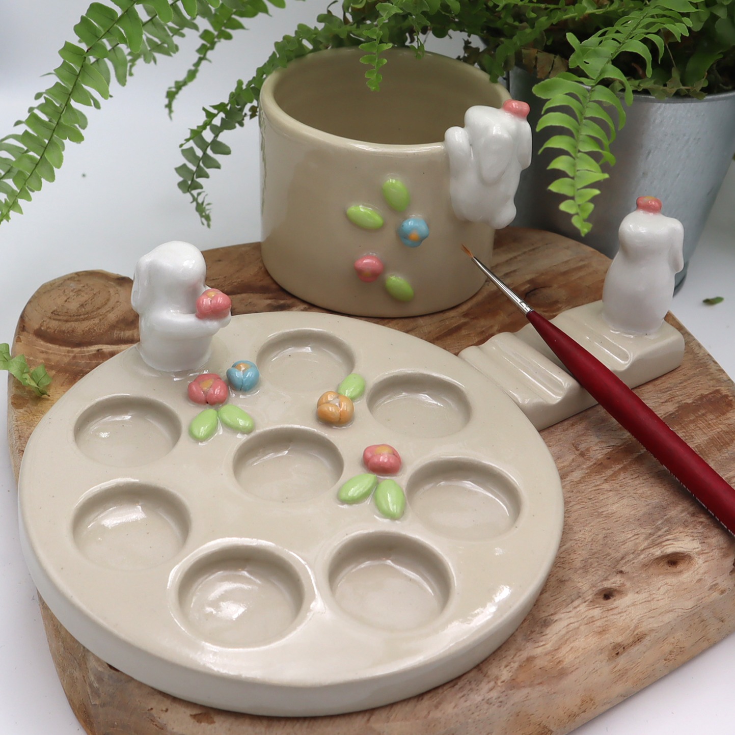 Ensemble pour aquarelle décoré de lapins et de fleurs Victoria Céramique