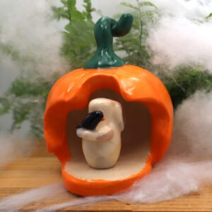 Lapin Frankenstein et sa citrouille Victoria Céramique