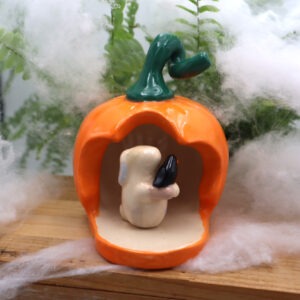 Lapin Frankenstein et sa citrouille Victoria Céramique