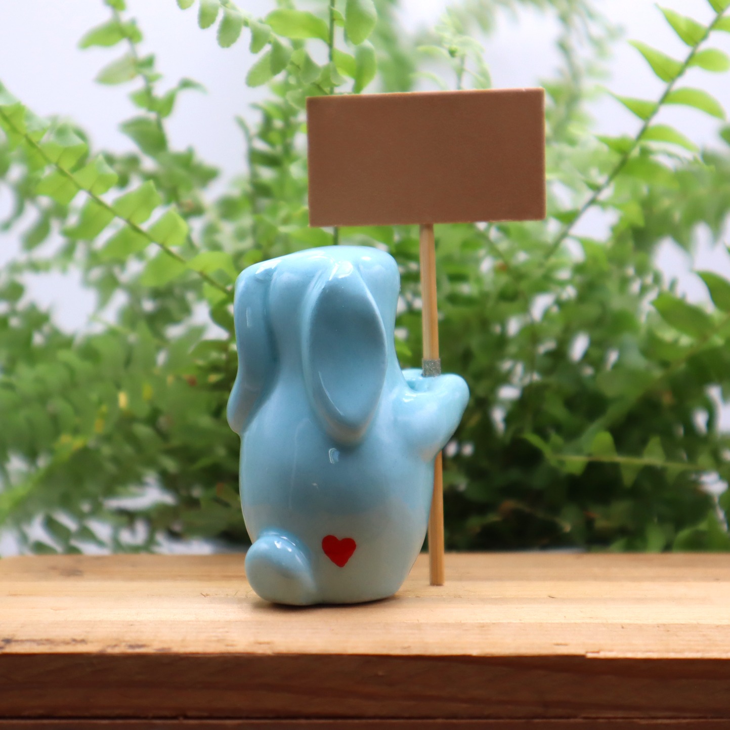 Lapin bleu céramique message Victoria Céramique