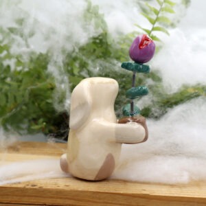 Lapin Frankenstein et sa plante carnivore 6 cm Victoria Céramique