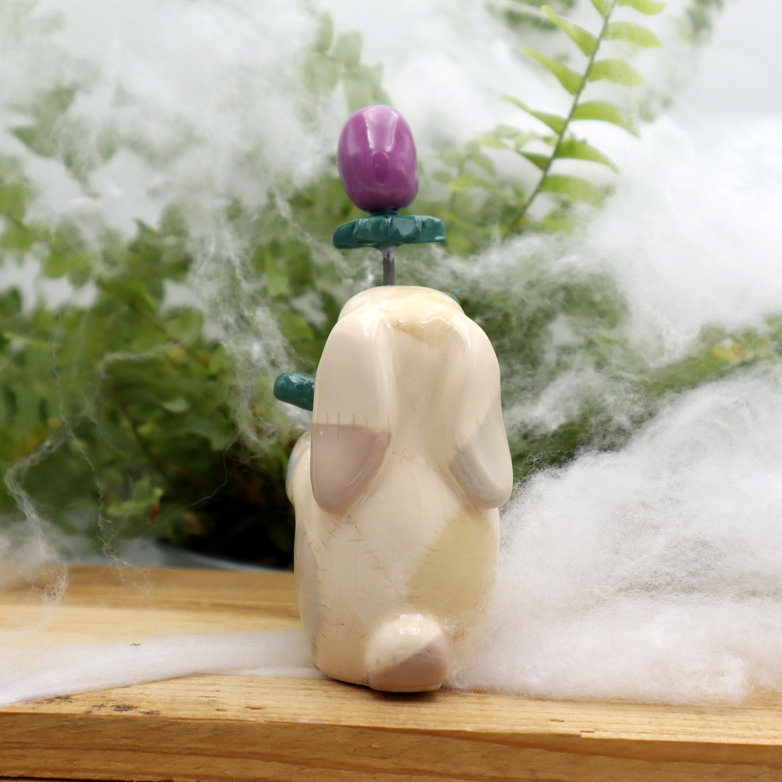 Lapin Frankenstein et sa plante carnivore 6 cm Victoria Céramique