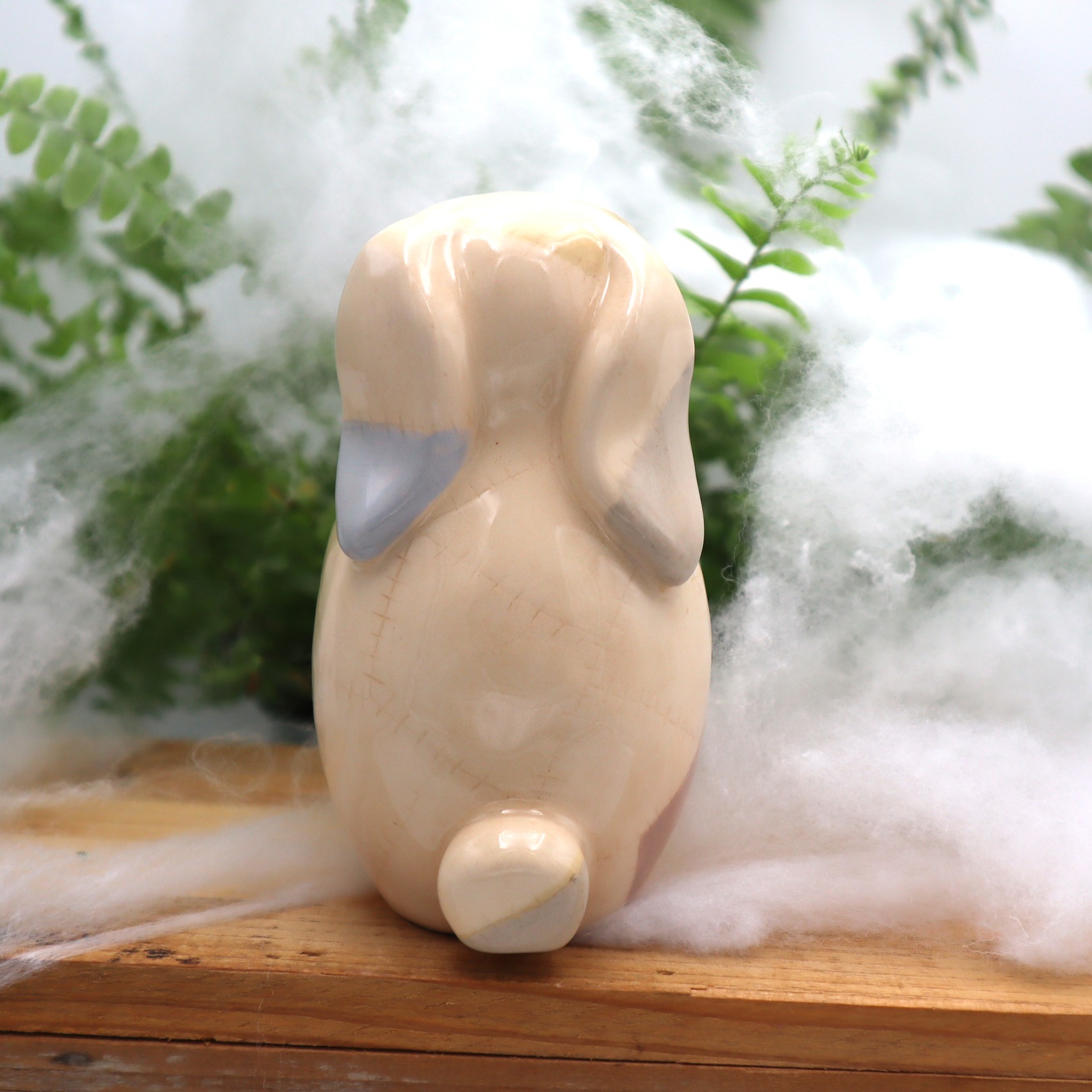 Lapin Frankenstein et son corbeau 10 cm Victoria Céramique