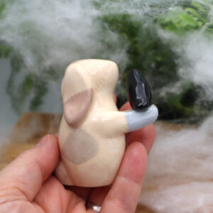 Lapin Frankenstein et son corbeau 6 cm Victoria Céramique