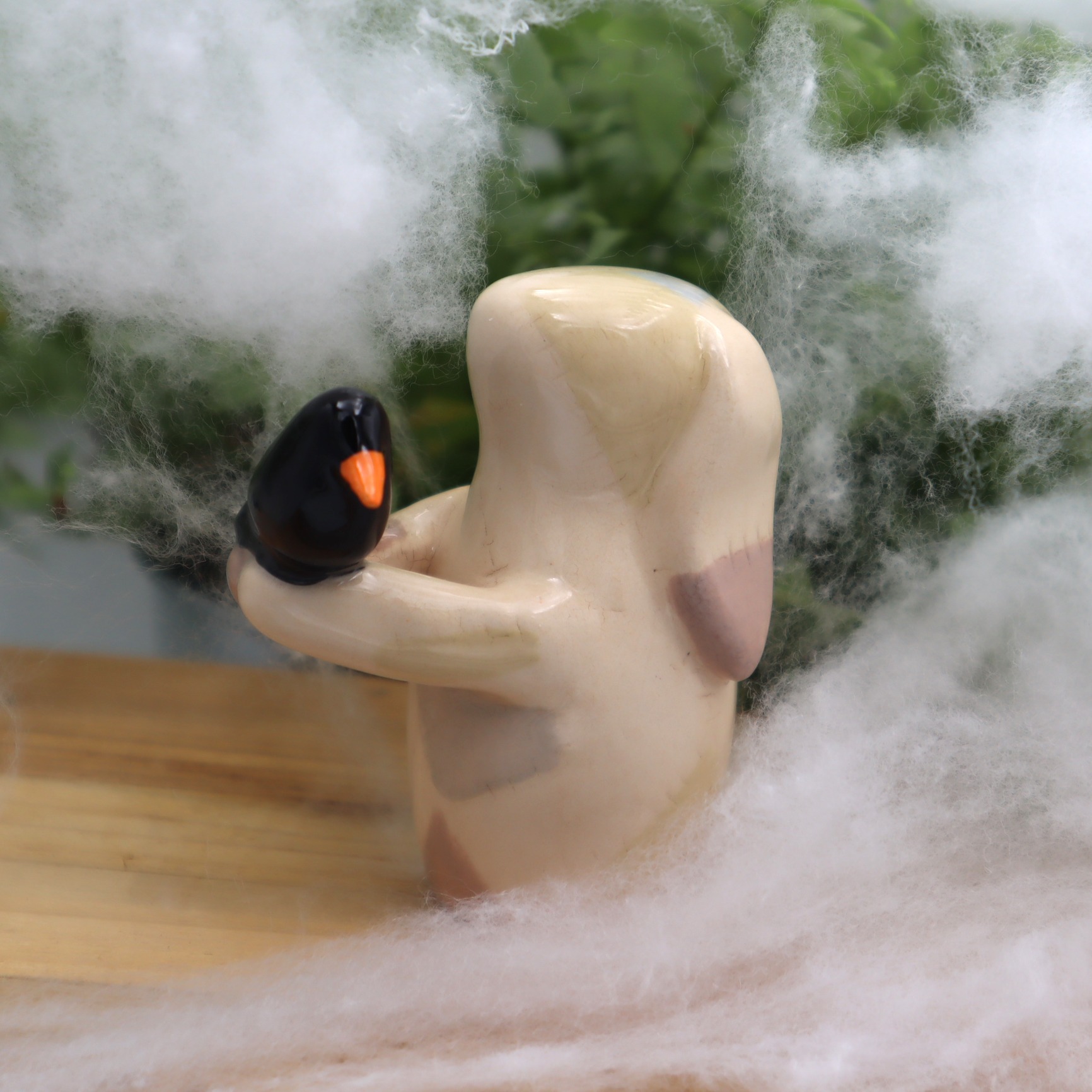Lapin Frankenstein et son corbeau 6 cm Victoria Céramique